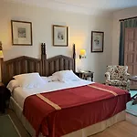 De Ξενοδοχείο 4*
