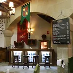 De Ξενοδοχείο 4*