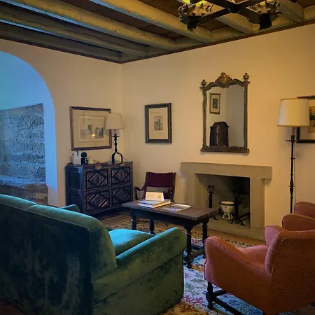 Hotel De 4*