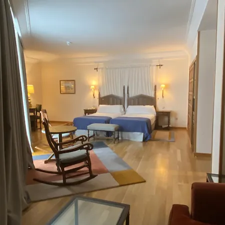 De 4* فيلالبا