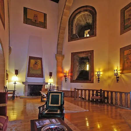 Ξενοδοχείο De 4*