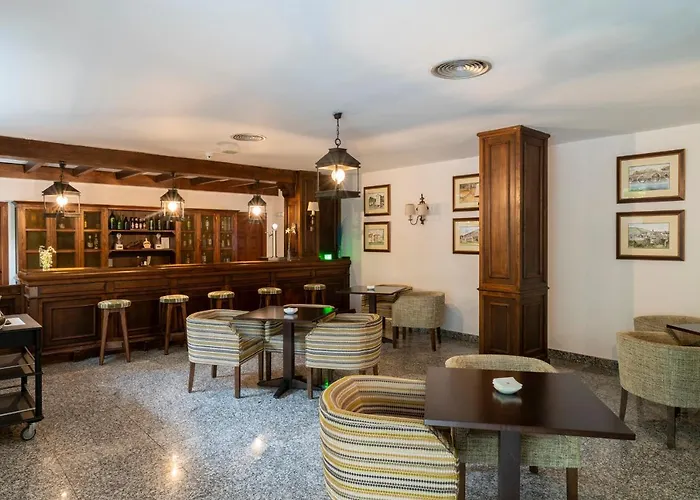 维拉尔巴旅馆 4*